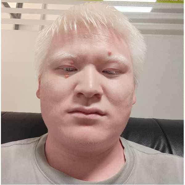 30岁岁安徽单身帅哥 - 陕西吉缘网